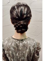 サンジュウナナドシー 大宮東口店(37.0℃)&nbsp;上品ツヤ感×大人編み込みローシニヨン