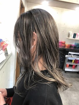 ハイライトグレージュ