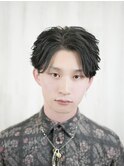 フェザーショート刈り上げセンターパート