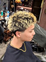 フォーコーナーズカットショップスリーセント 栄(FourCornersCutShop 3/cent)&nbsp;【テーパーフェード×スパイキーショート】