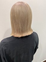 バイ ユア オウン フラワーズ コロン カバ 松本駅前(buy your own flowers : kava)&nbsp;夏色ブリーチ◎透明感あふれるミルクティーベージュボブ