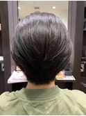 前下がりレイヤーボブ