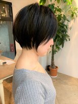 ショートオンリーサロントス(short only salon TOSS)&nbsp;暗髪大人可愛いショートボブ