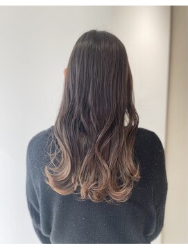 ジプソ(Gypso Hair salon) 【 グラデーションカラー × やわらかベージュ 】