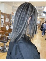 ブリッツレボルト(BLITZ R EVOLUT)&nbsp;コントラストハイライトS 20代30代40代　柏駅/柏美容室