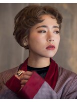 カカン(Kakan)&nbsp;【kakan鎌倉】アッシュベージュのショートスタイル