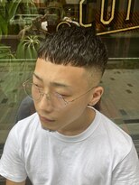 フォーコーナーズ(Four Corners)&nbsp;スキンフェード/バーバー/刈り上げ/クロップスタイル