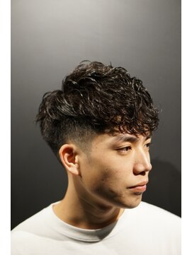 銀座 シノ 本店(shino) スペインカール　パーマ　メンズ　理容室　スパイラルパーマ