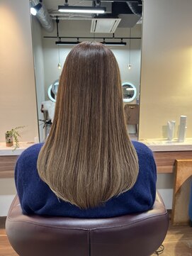 アルボーテルジェ(Art BeAute' ROUGET) 明るめベージュで白髪ぼかし☆30代/40代/50代