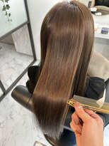 グレージュ(Grege)&nbsp;カラー&R.HAS XE トリートメント【髪質改善】