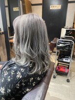 オーブ ヘアー リリー 博多2号店(AUBE HAIR lily) ミルキーホワイト