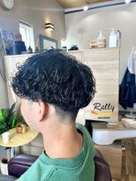 ラリー(Rally)&nbsp;ツイストスパイラルのツーブロックマッシュ