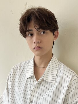 ベル 新宿(Belle) ナチュラル感が決め手!清潔感のあるコンマヘア×ツーブロック