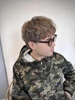 ヨムニノクチ(YOMUニノ口)&nbsp;古着好きさんにおすすめのハイトーンショート