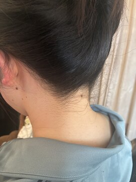 ヘアーイーダッシュ(HAIR E') うなじ整えて襟足美人に