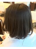 秋カラー マットダークトーンアッシュ暗髪 内巻きボブ