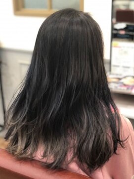 ミーティア バイ クアトロ(Meteor By QUATRO) 外国人風ブルージュ☆