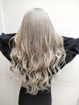 イヴァン アンド リズ 奈良店(IVAn ＆ LIZ) プルエクステ（ダイヤモンド特色）ハイトーンロング