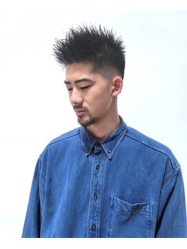 クオンヒール(QUON HEAL) 刈り上げフェードカットフェザーパーマサーフカールｕ