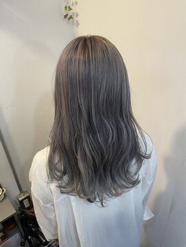 コティ(KOTI) モノトーングレージュ×ミックス巻き