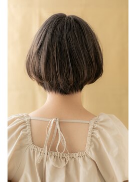 カバーヘア ブリス 上尾西口店(COVER HAIR bliss) 斜めバンググレージュカラーヘルシースタイルY上尾20代30代40代