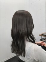 エスカーラ 町田(THE ESCALA)&nbsp;斜めバング/グレージュカラー/シルキーベージュ［町田駅］