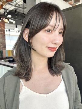 ザシー おおたかの森(The C) 鎖骨ミディアム　顔まわりカット