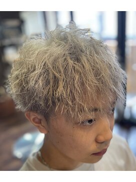 キンパリー(KINPARY) ツイストスパイラルパーマ