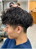 波巻きパーマメンズパーマメンズヘアツーブロックツイストパーマ
