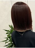 切りっぱなしボブ×深みレッド