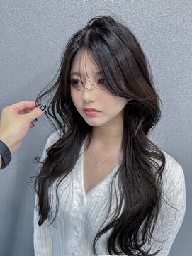 ジェニーバイメノン(JENNIE by Menon) フェミニンロング　美髪　小顔　前髪