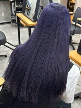 イリ 大阪(ili) ハイライトカラーミルクティーベージュレイヤーカット