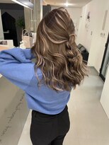 キング 高槻(K!ng)&nbsp;縮毛矯正髪質改善ハイライトレイヤーカット枚方美容室エクステ