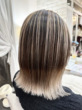 ヴァイブス(vibes) バレイヤージュ