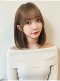 大人可愛い小顔前髪顔まわりストレートミディアムボブ