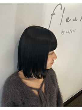 フルール バイ サファリ(fleur by safari) ブラック/ボブ/薬院