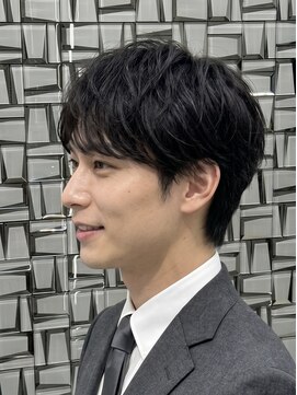 アマンドール(Aman D'or) 【佐久間】毛流れフェザーパーマ韓国風ビジネススタイル