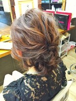 グレースモア(Grace More)&nbsp;（久留米/西原）綺麗めラフなルーズアレンジ