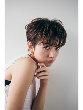 ピズム(PISM) マニッシュクールショート／ショコラアッシュ/耳だしショート