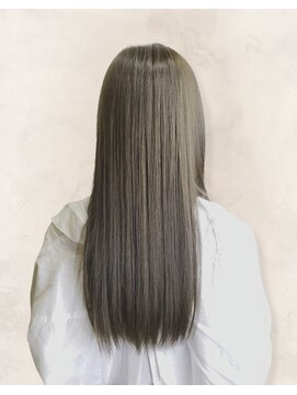 ムード マグ レーベル 南松本(MOOD Mag Label) 小顔大人可愛い☆うるさら透明感アッシュカラーロング