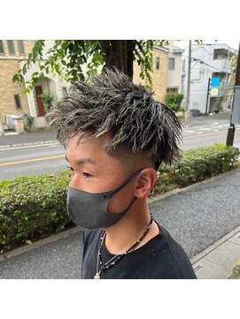 ラボーテイサミヘアーイースト(La.beaut'e ISAMI HAIR EAST) MEN’S HAIRハイライトマッシュパーマ〈理容室〉東浦和メンズ