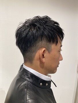 シルフィ(sylph) セイムレイヤー、ツーブロック、ナチュラルバング