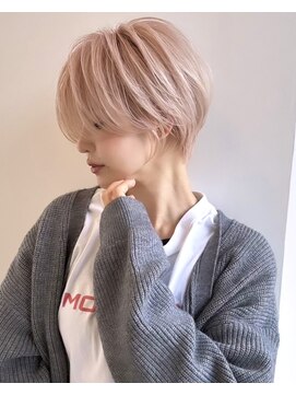 イヴォークトーキョーオーサカ(EVOKE TOKYO osaka) くびれショート×大人かわいい
