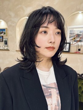 ビュートリアム265(BEAUTRIUM 265) ミディアムレイヤー/レイヤーカット/ウルフカット/アッシュ/銀座