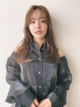 バイオレット ナゴヤ(Violet Nagoya) ふわっとパーマ風スタイル ブラウンカラー レイヤーカット