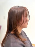 おくれ毛だけで雰囲気がかわる◎