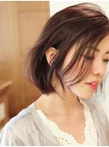 大人かわいいウェットヘアデザインカラーボブ