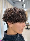 波巻きスパイラルパーマメンズマッシュパーマツイストパーマ