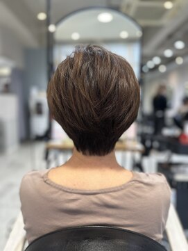 サンクチュアリー ウィズ コネクト(Sanctuary with connect) ふんわりミセスショート