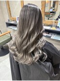バレイヤージュ、ハイライト、レイヤーロング、グレーベージュ
